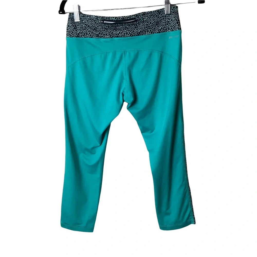 Nike Cropped Capri Leggings‎ Womens S Active Teal Blue Running Yoga Zip Pocket